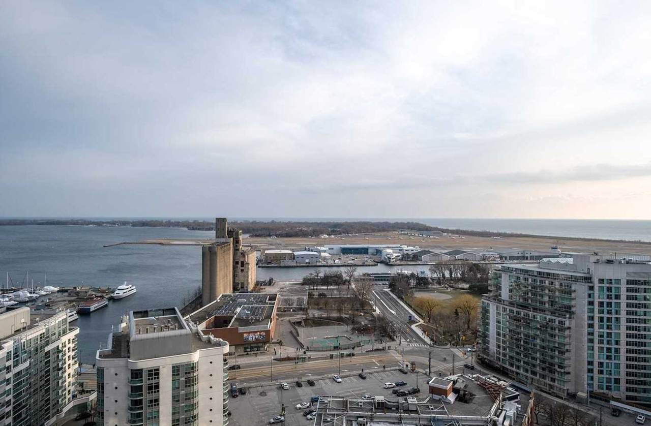 17 Bathurst St - Photo 1