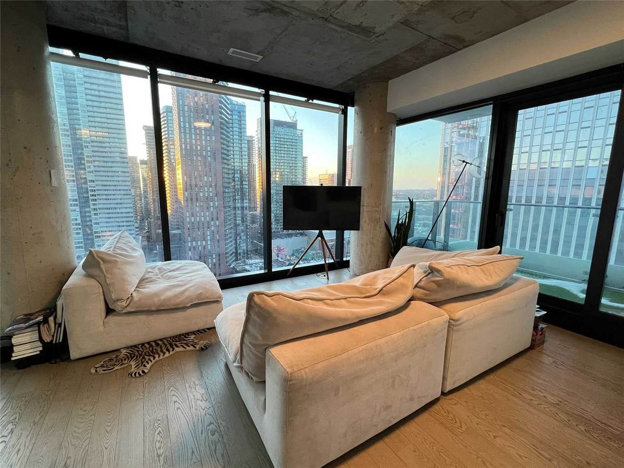 224 King St - Photo 1