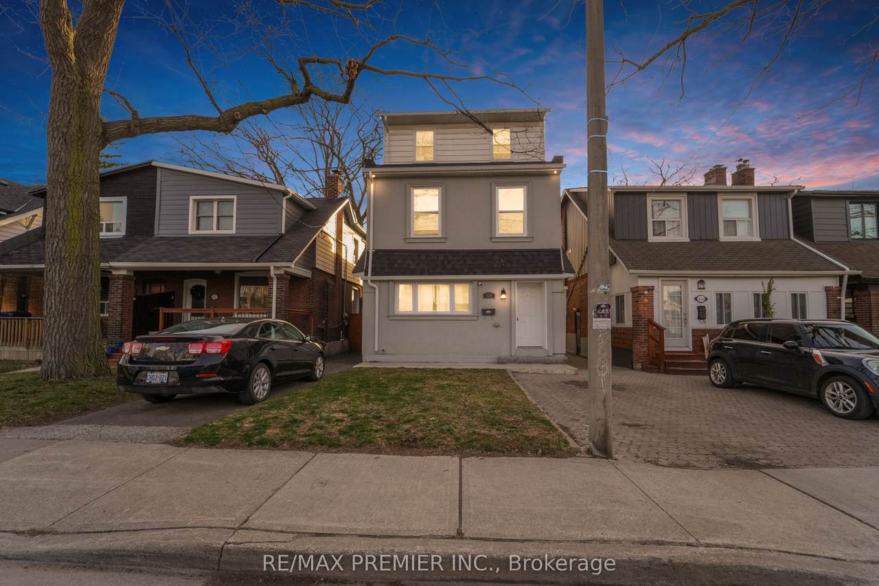 434 Victoria Park Avenue - Photo 1