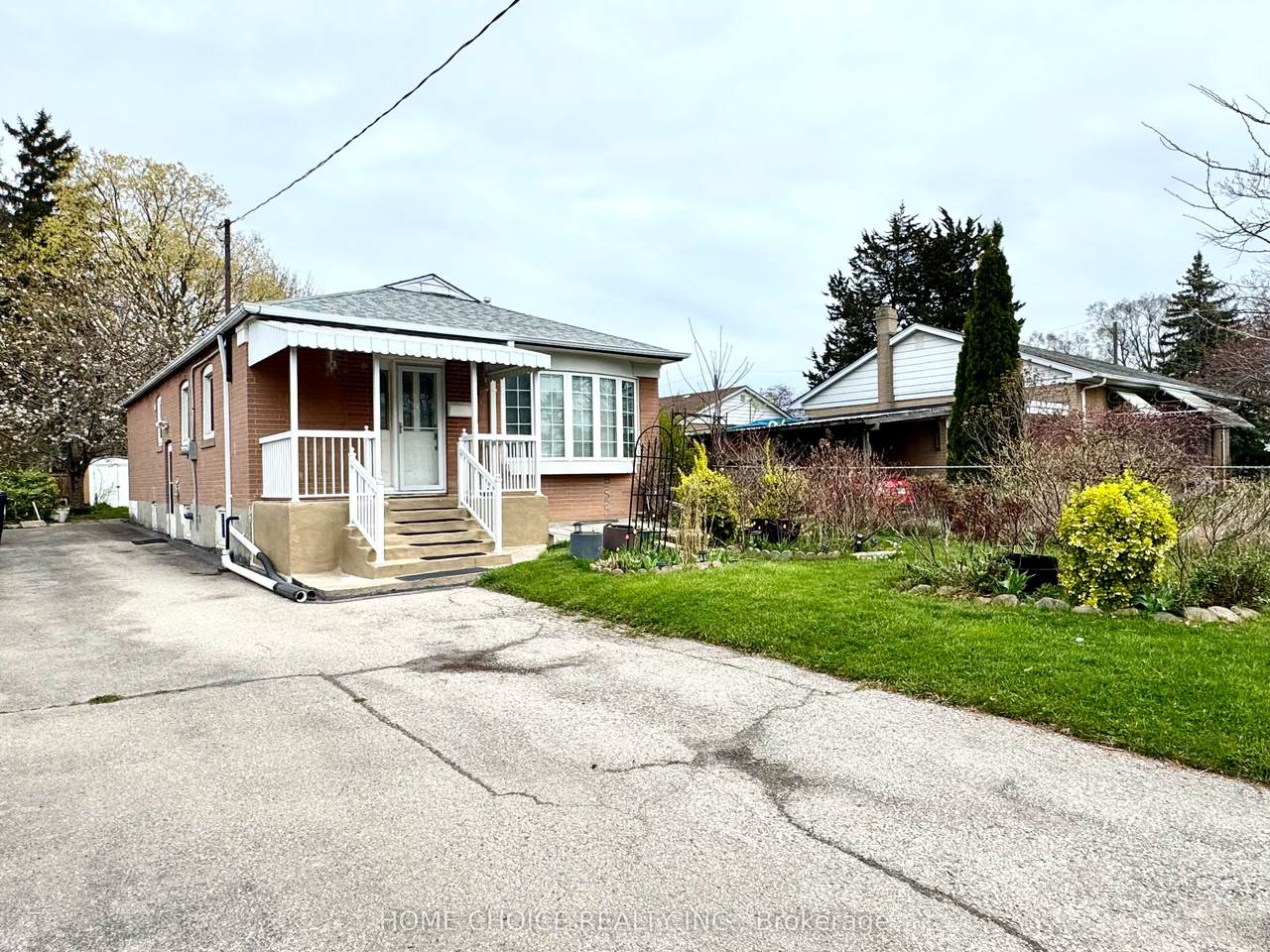 https://bt-photos.global.ssl.fastly.net/toronto/1280_boomver_1_E12025178-1.jpg