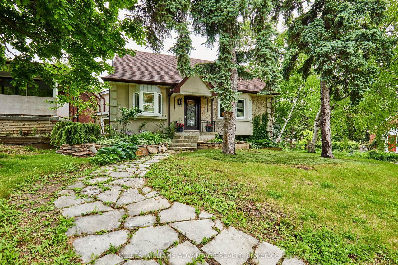128 Harewood Avenue - Photo 1