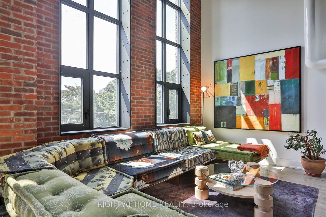 150 Logan Avenue - Photo 1