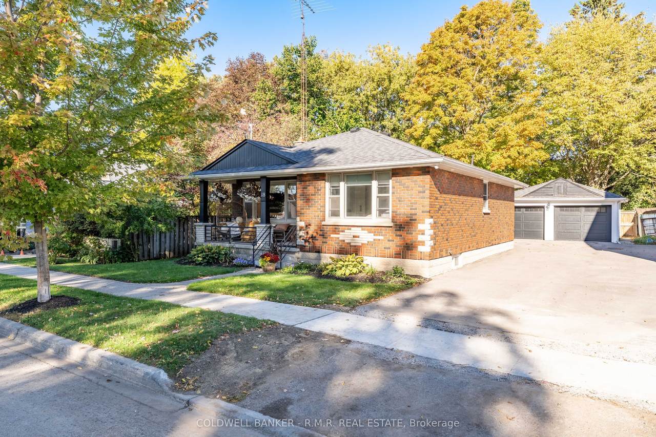 18 Centreview Street - Photo 1