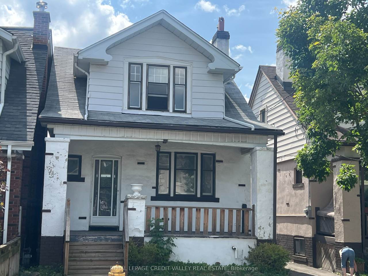 12 Stanhope Avenue - Photo 1