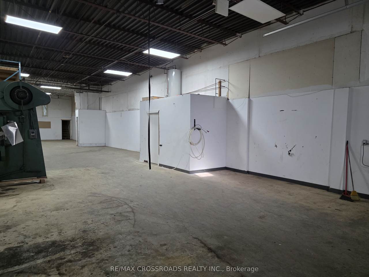 446 Birchmount Road - Photo 1