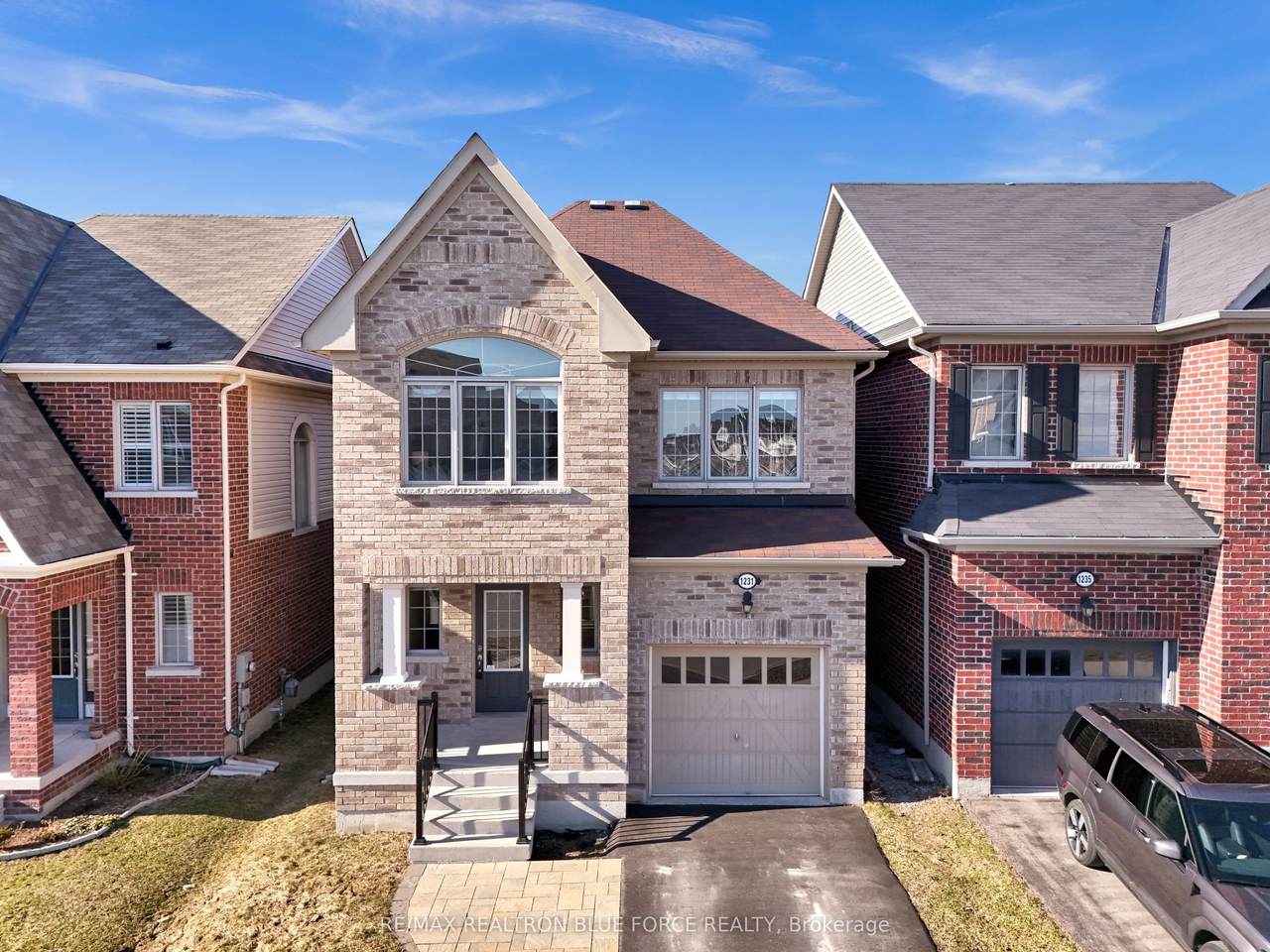 https://bt-photos.global.ssl.fastly.net/toronto/1280_boomver_1_E12949214-1.jpg