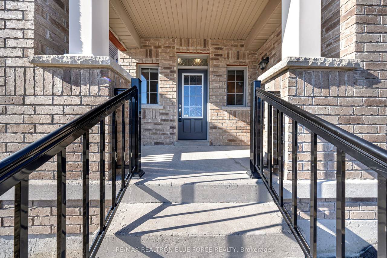 https://bt-photos.global.ssl.fastly.net/toronto/1280_boomver_1_E12949214-1.jpg