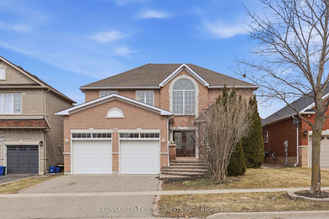 570 Blackwood Boulevard - Photo 1