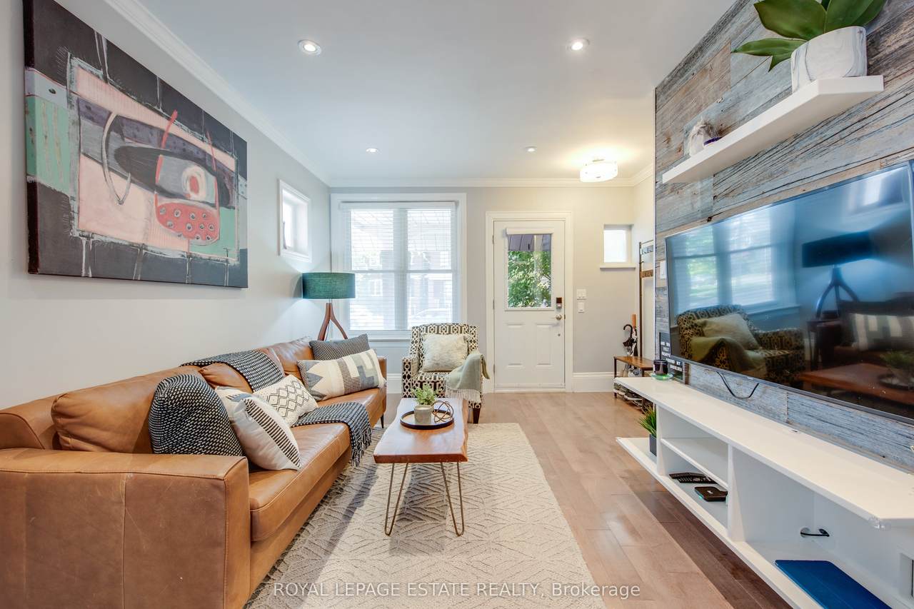 https://bt-photos.global.ssl.fastly.net/toronto/1280_boomver_1_E12951120-1.jpg