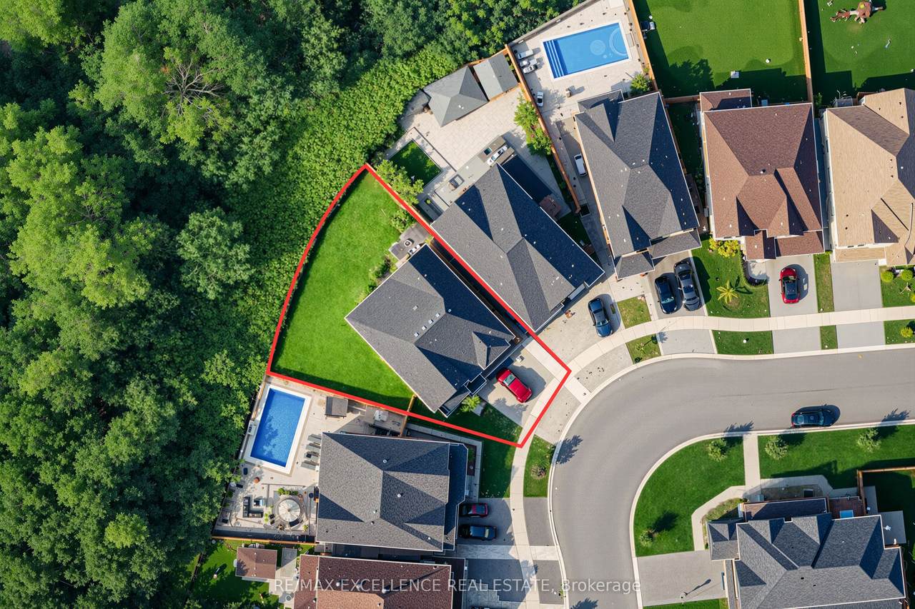 10 Pennine Drive - Photo 1