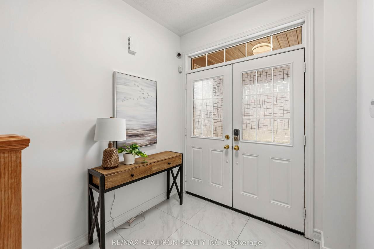 30 Glacier Crescent - Photo 1