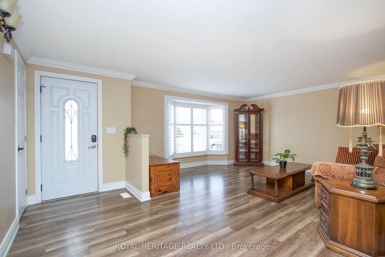https://bt-photos.global.ssl.fastly.net/toronto/1280_boomver_1_E13011438-1.jpg