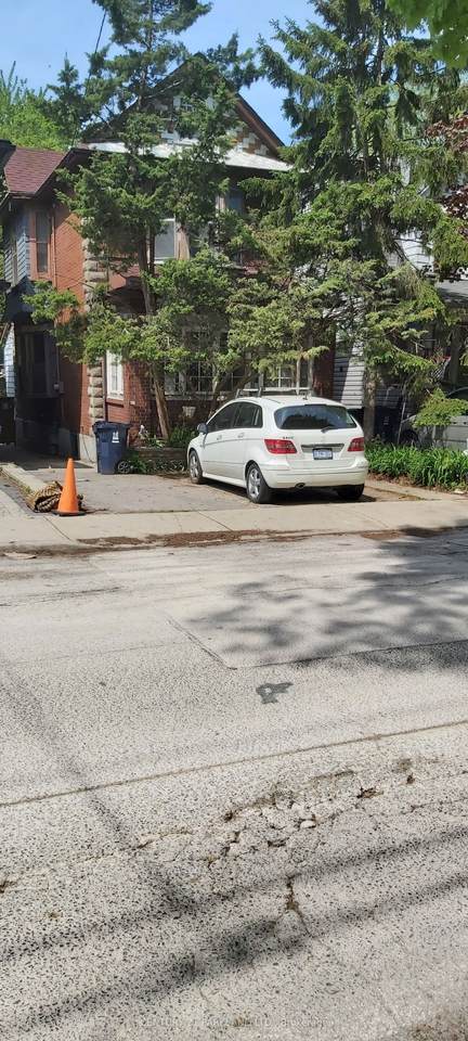 74 Kenilworth Avenue - Photo 1