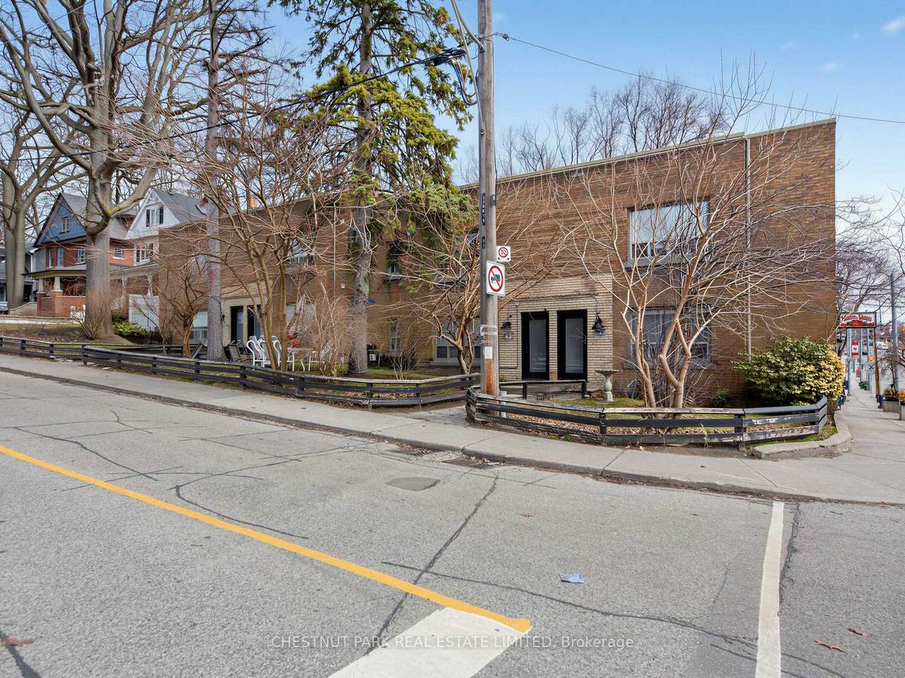 1 Kingswood Road - Photo 1
