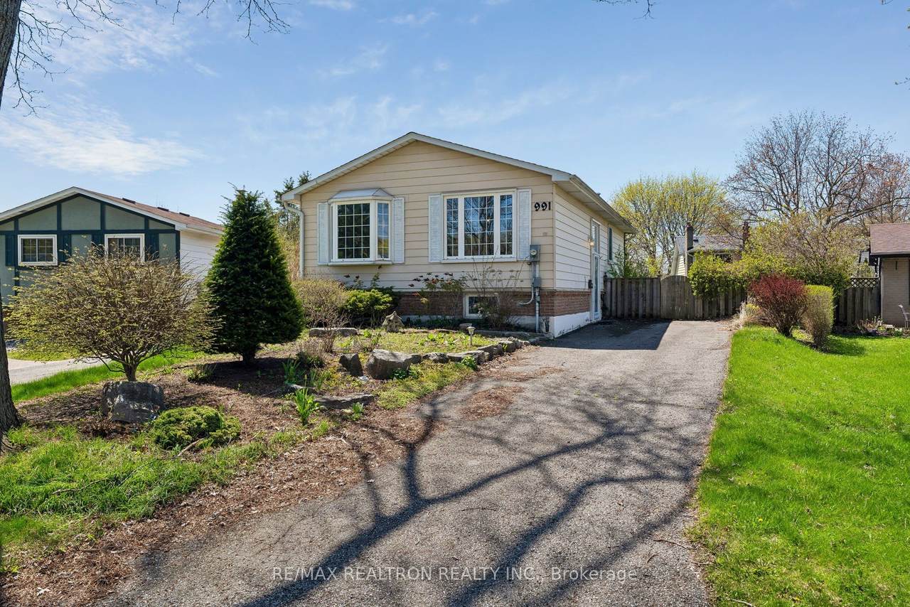991 Cardinal Court - Photo 1