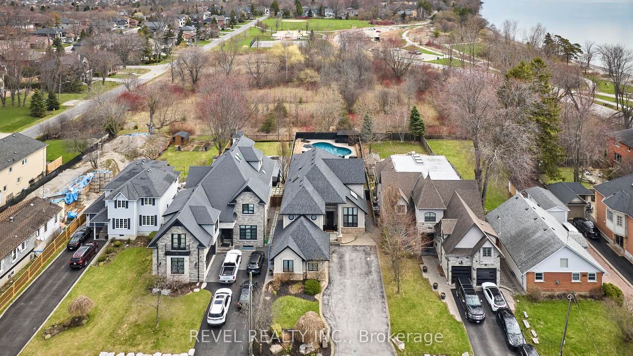 https://bt-photos.global.ssl.fastly.net/toronto/1280_boomver_1_E13089024-1.jpg