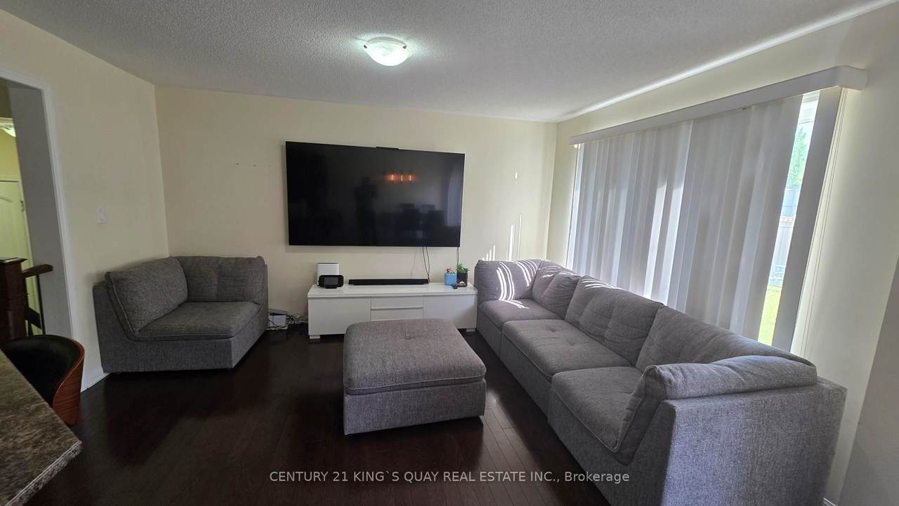 https://bt-photos.global.ssl.fastly.net/toronto/1280_boomver_1_E13453004-1.jpg