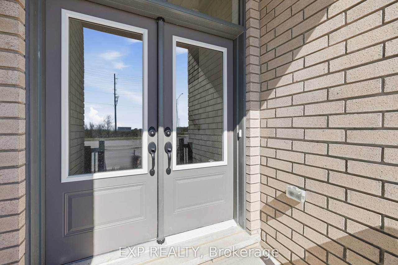 https://bt-photos.global.ssl.fastly.net/toronto/1280_boomver_1_E13483090-1.jpg