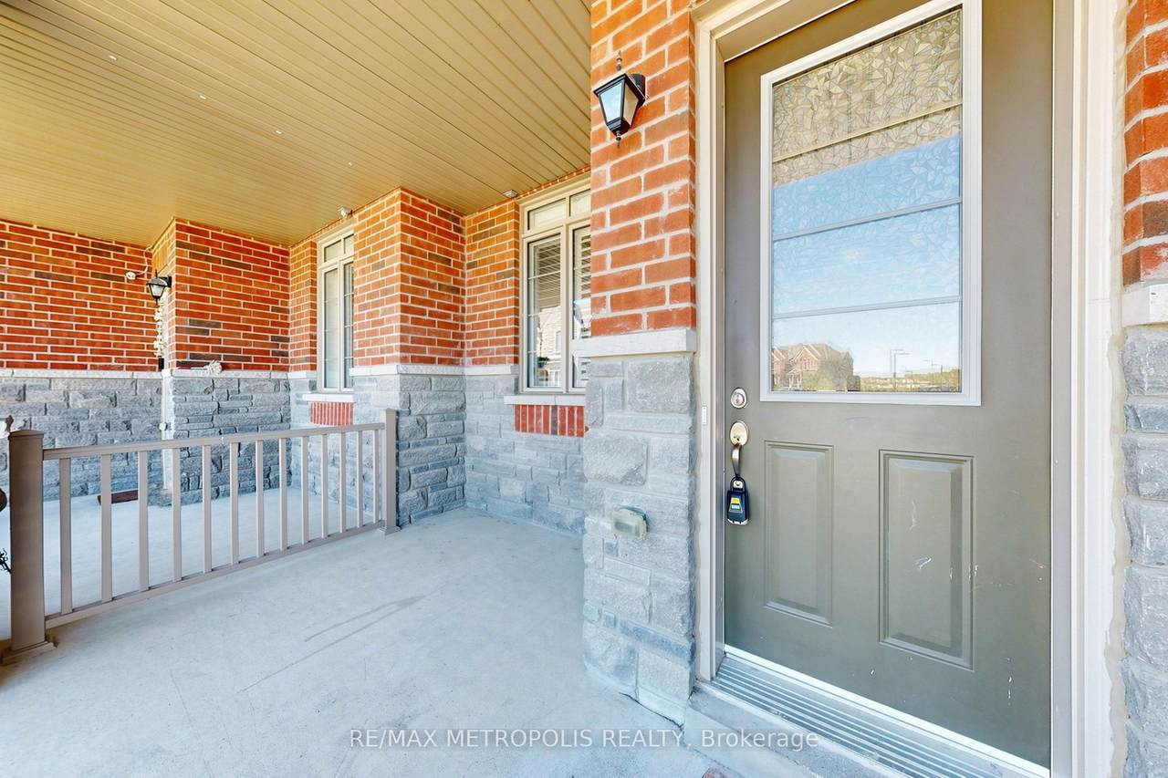 https://bt-photos.global.ssl.fastly.net/toronto/1280_boomver_1_E13495412-1.jpg