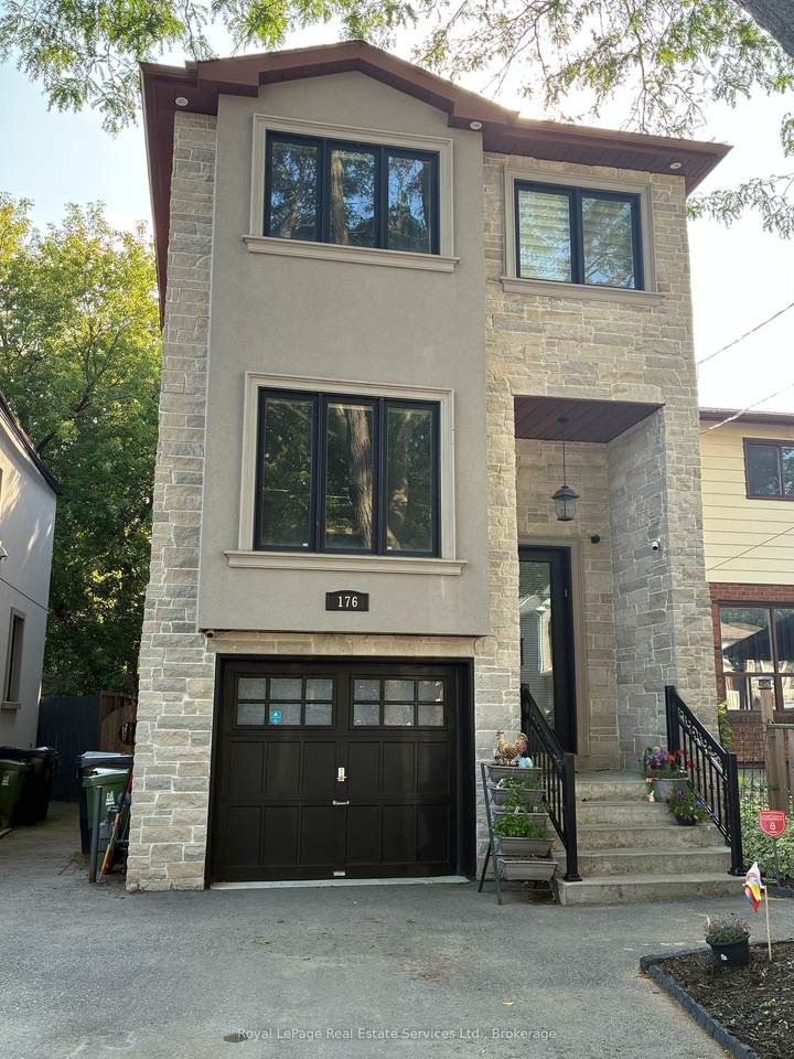 176 Leyton Avenue - Photo 1
