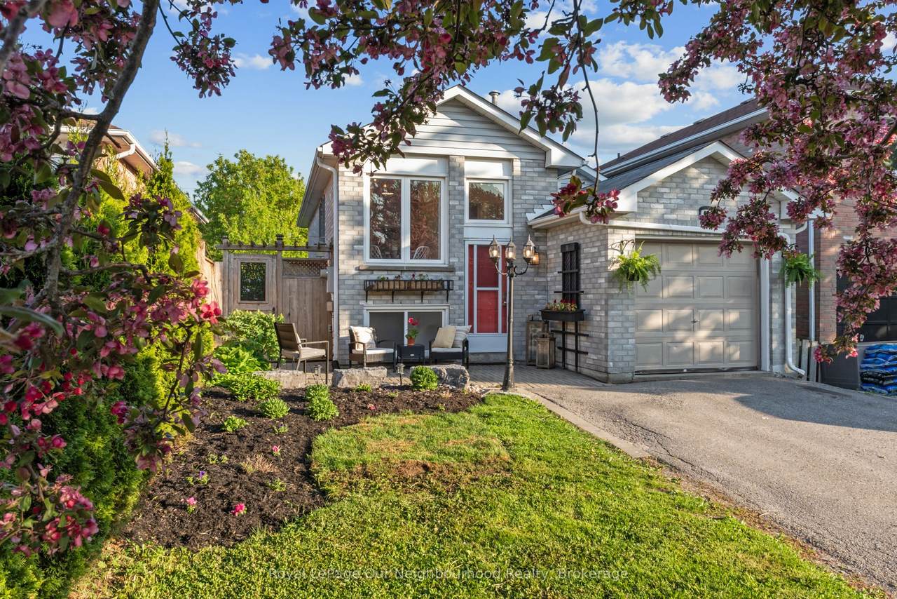 42 Glanville Crescent - Photo 1