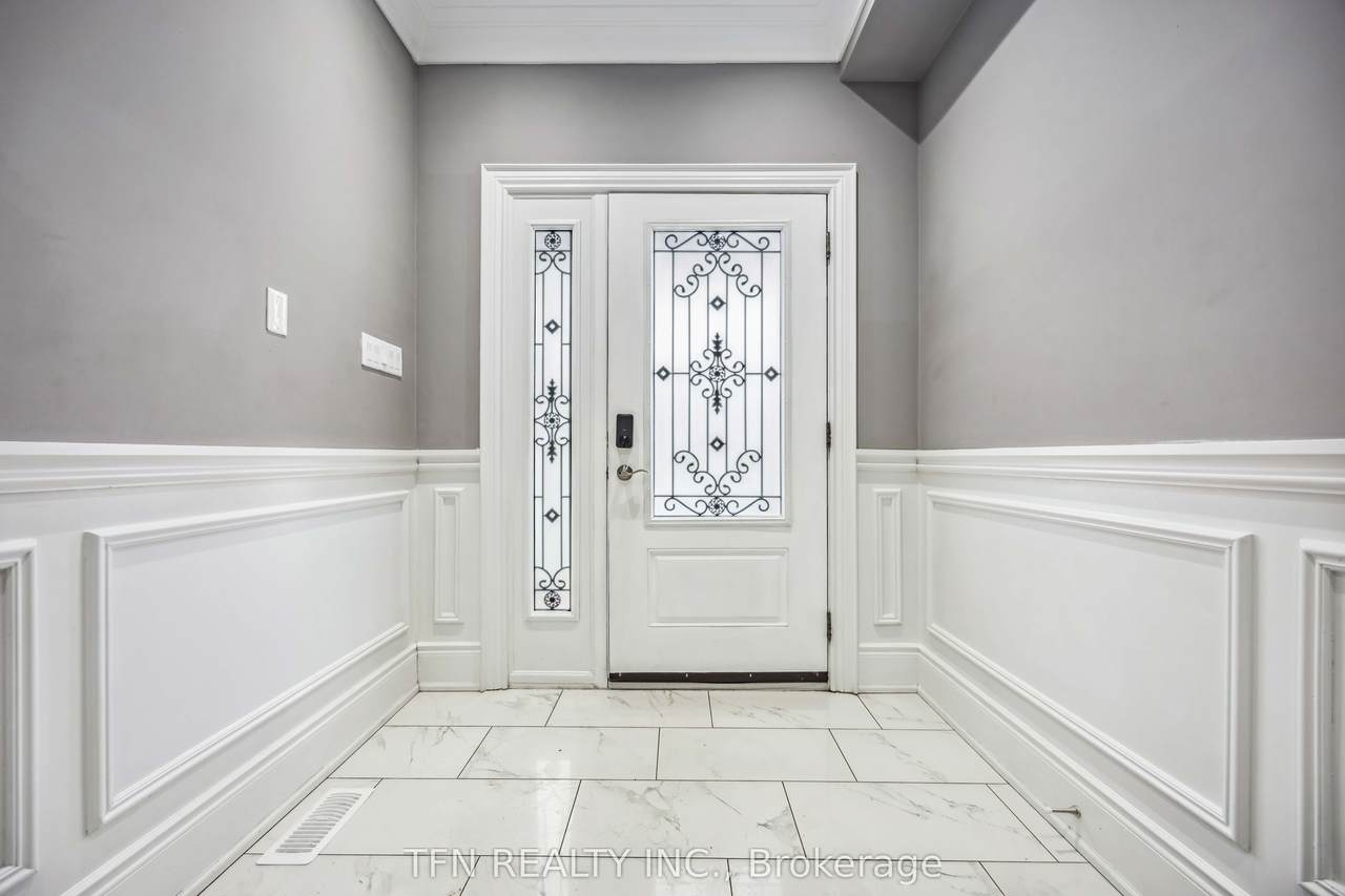 https://bt-photos.global.ssl.fastly.net/toronto/1280_boomver_1_E13520016-1.jpg