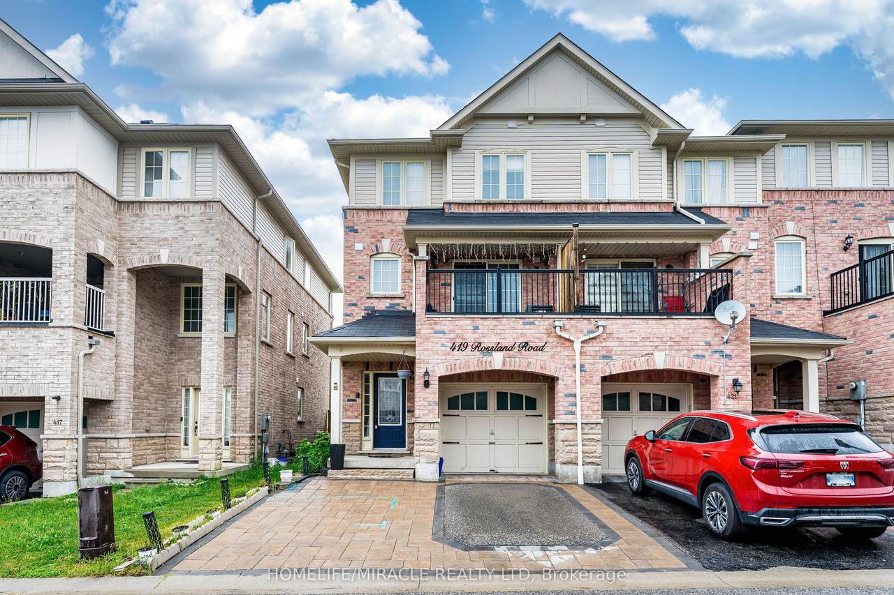 419 Rossland Road - Photo 1