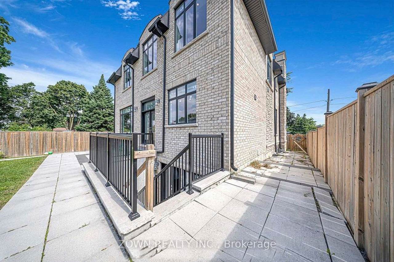 https://bt-photos.global.ssl.fastly.net/toronto/1280_boomver_1_E13622932-1.jpg