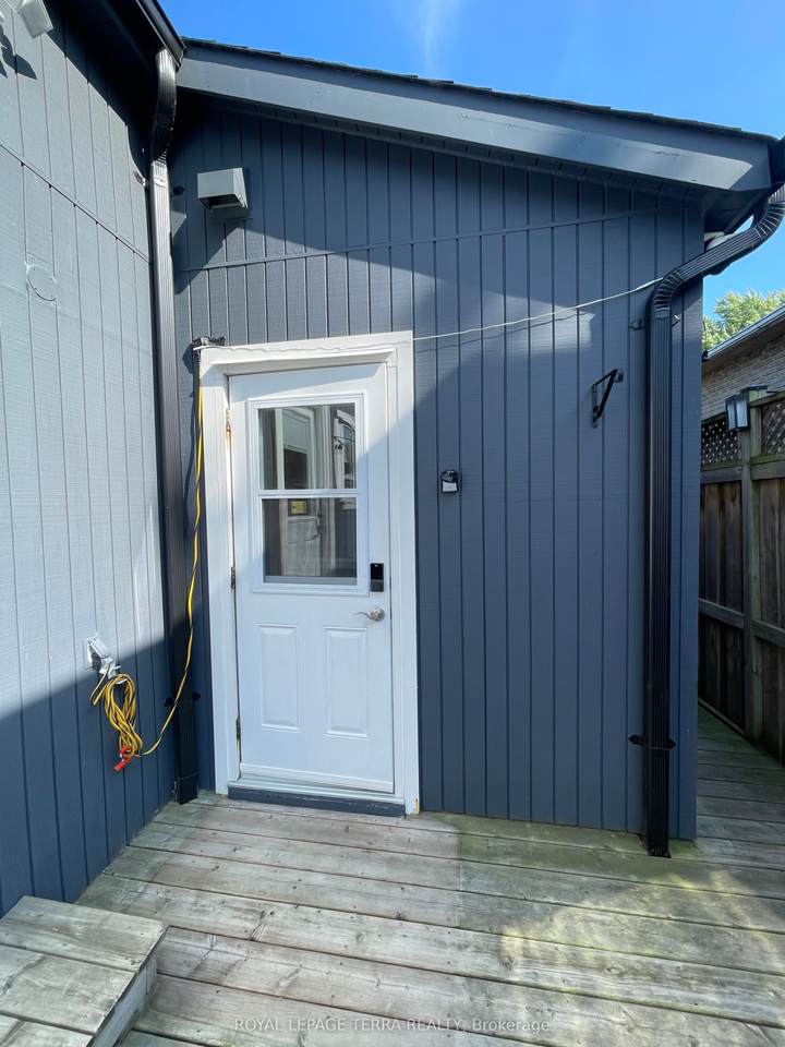 https://bt-photos.global.ssl.fastly.net/toronto/1280_boomver_1_E13623596-1.jpg