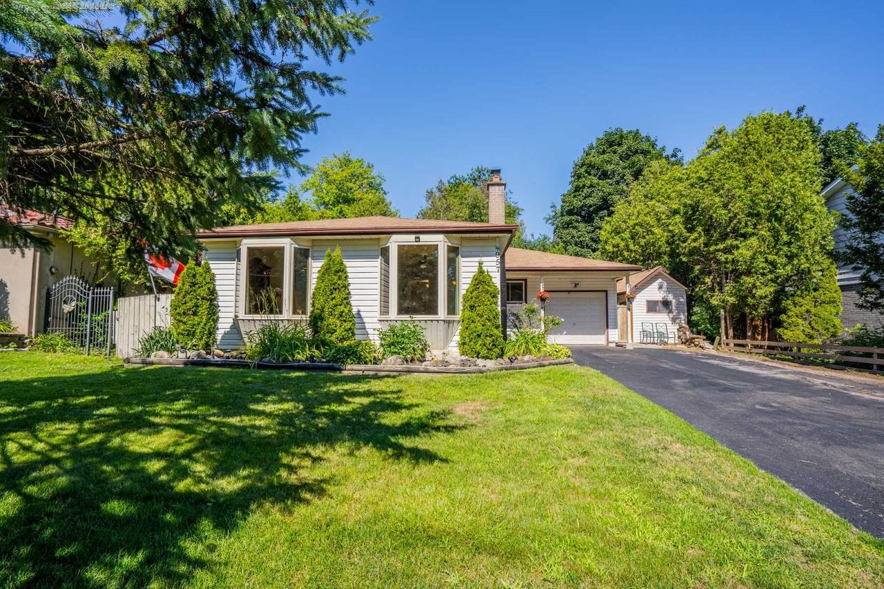 957 Vistula Dr - Photo 1