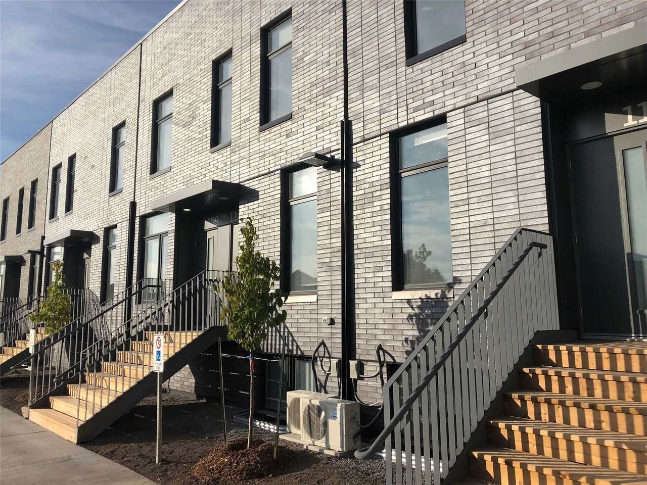 1780 Simcoe St - Photo 1