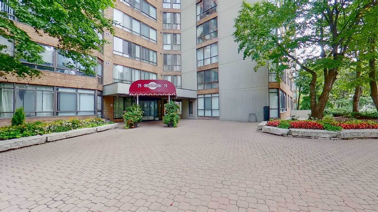 75 Bamburgh Circ - Photo 1