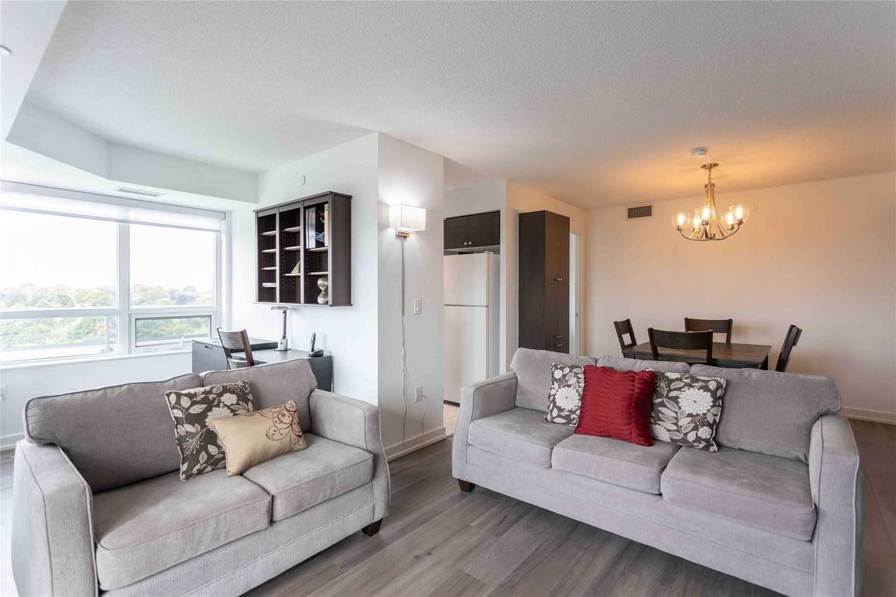 1346 Danforth Rd - Photo 1