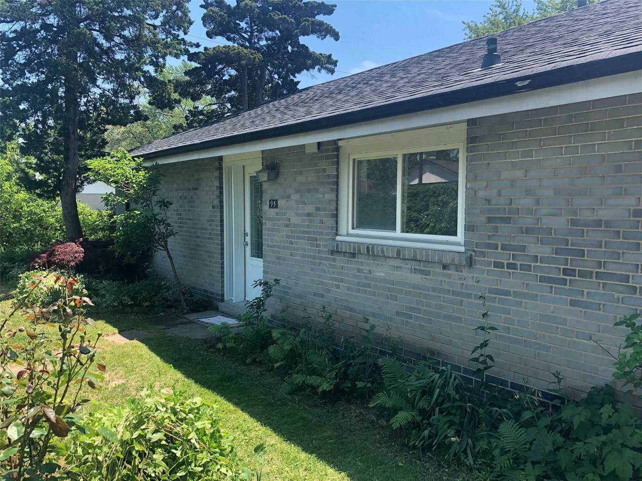 95 Thornbeck Dr - Photo 1