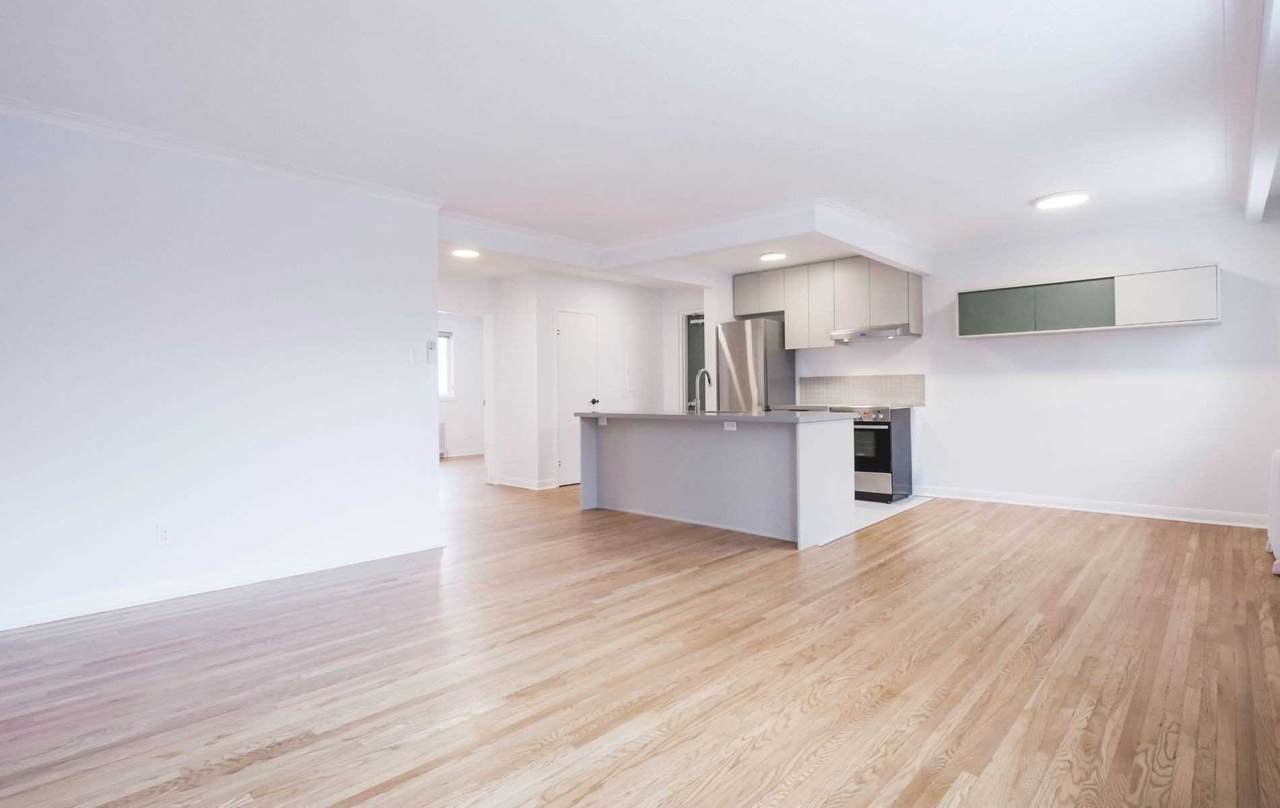 555 Birchmount Rd - Photo 1