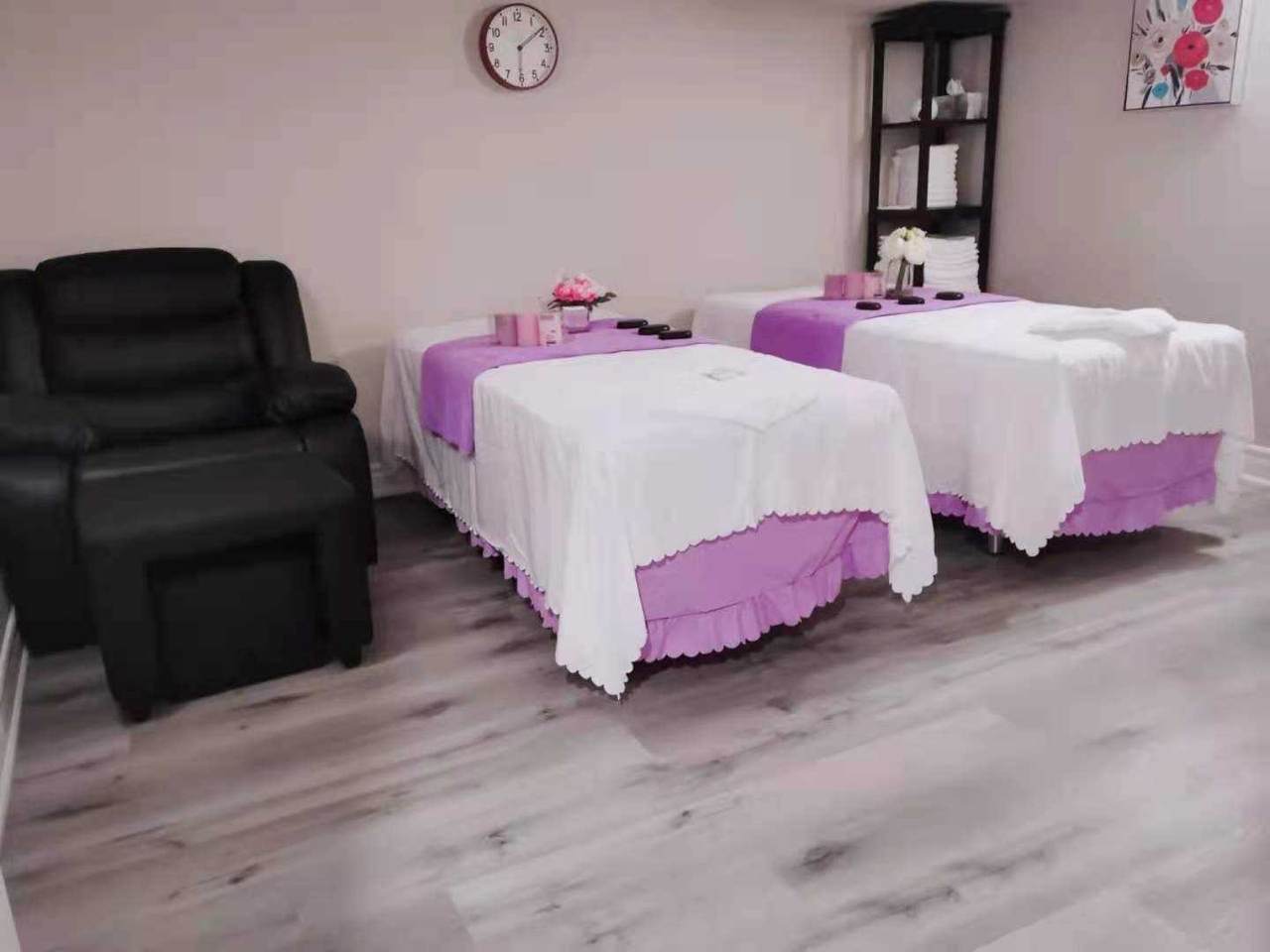 4385 Sheppard Ave - Photo 1