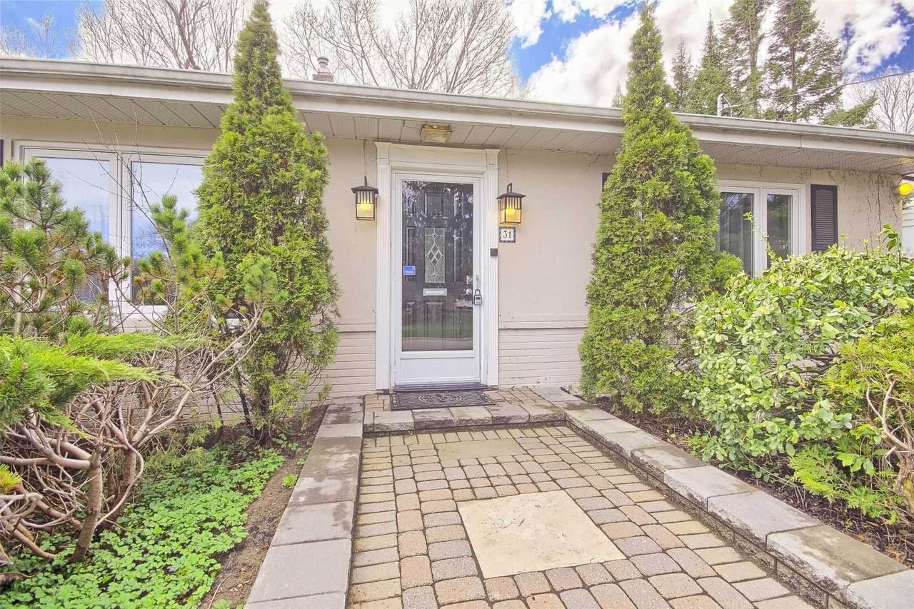 31 Colonial Ave - Photo 1