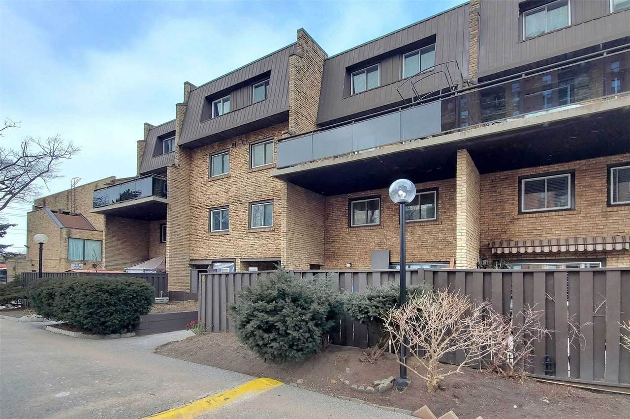 110 Ling Rd - Photo 1