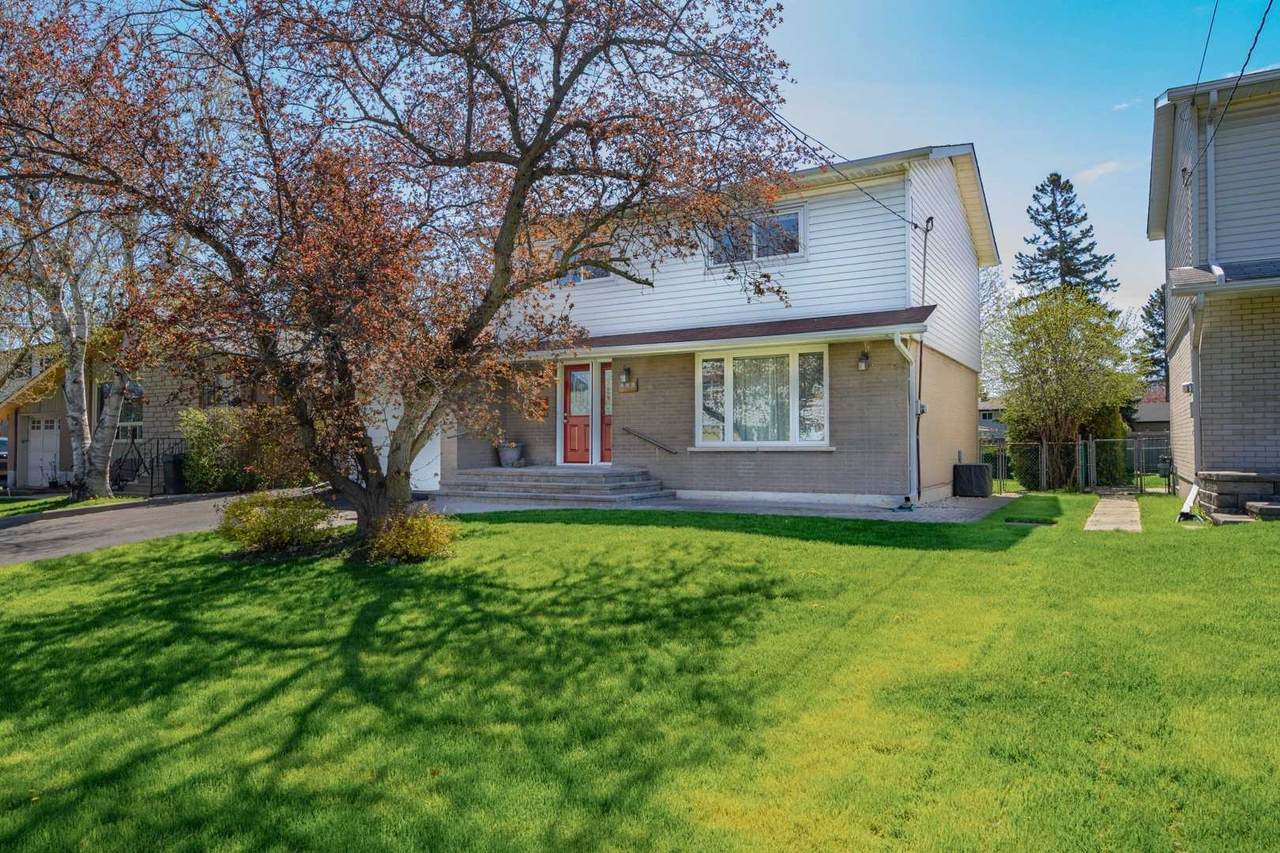 895 Marinet Cres - Photo 1