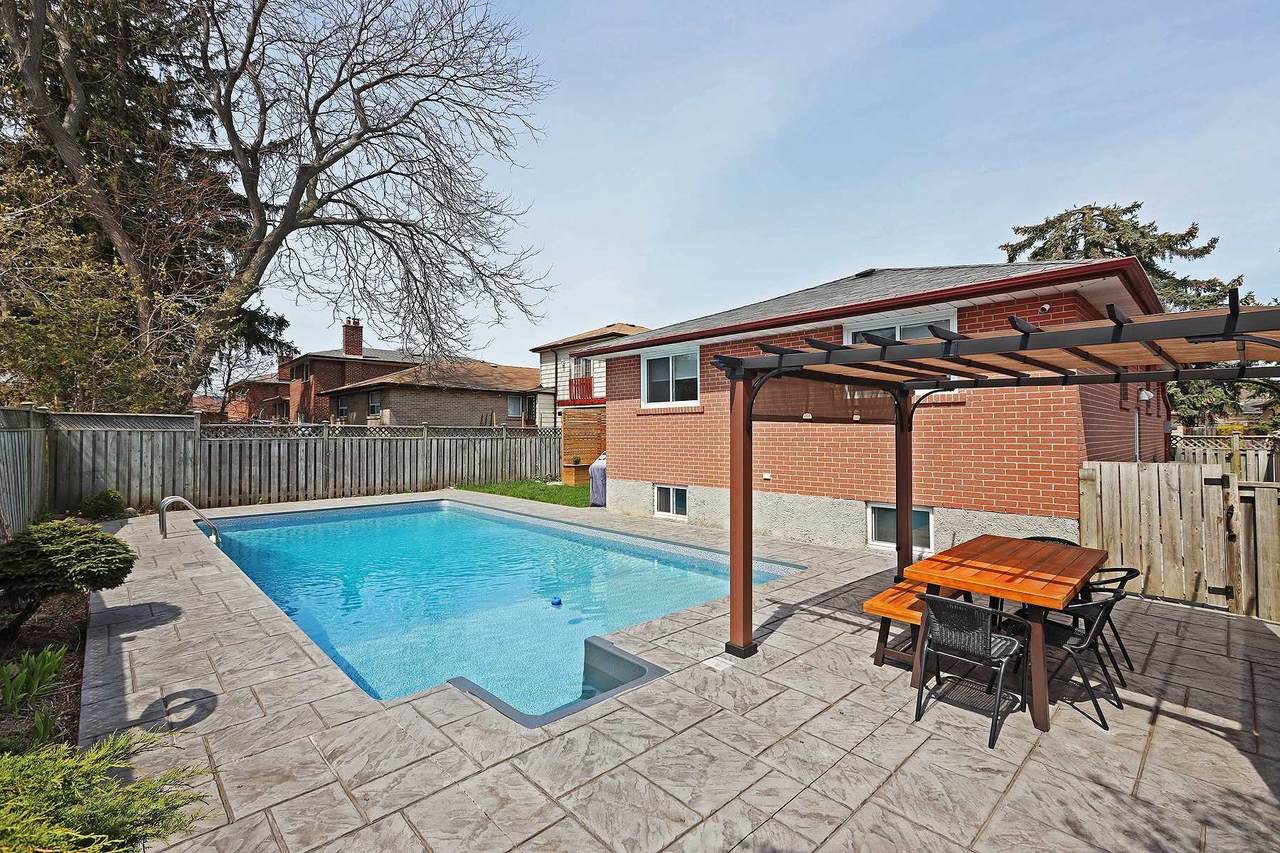 98 Cultra Sq - Photo 1