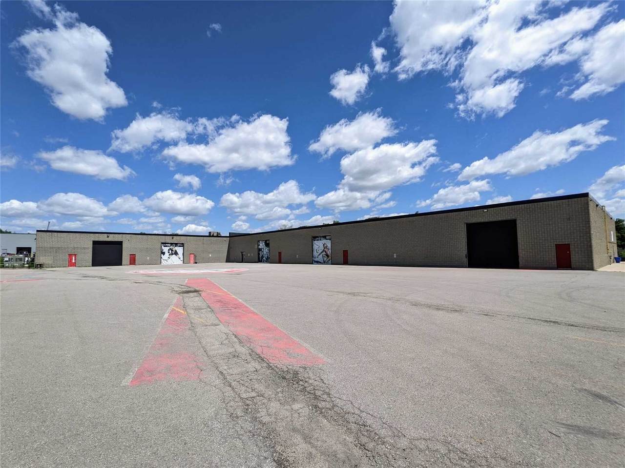 870 Taunton Rd - Photo 1