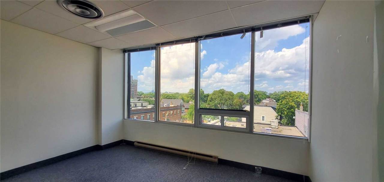 745 Danforth Ave - Photo 1