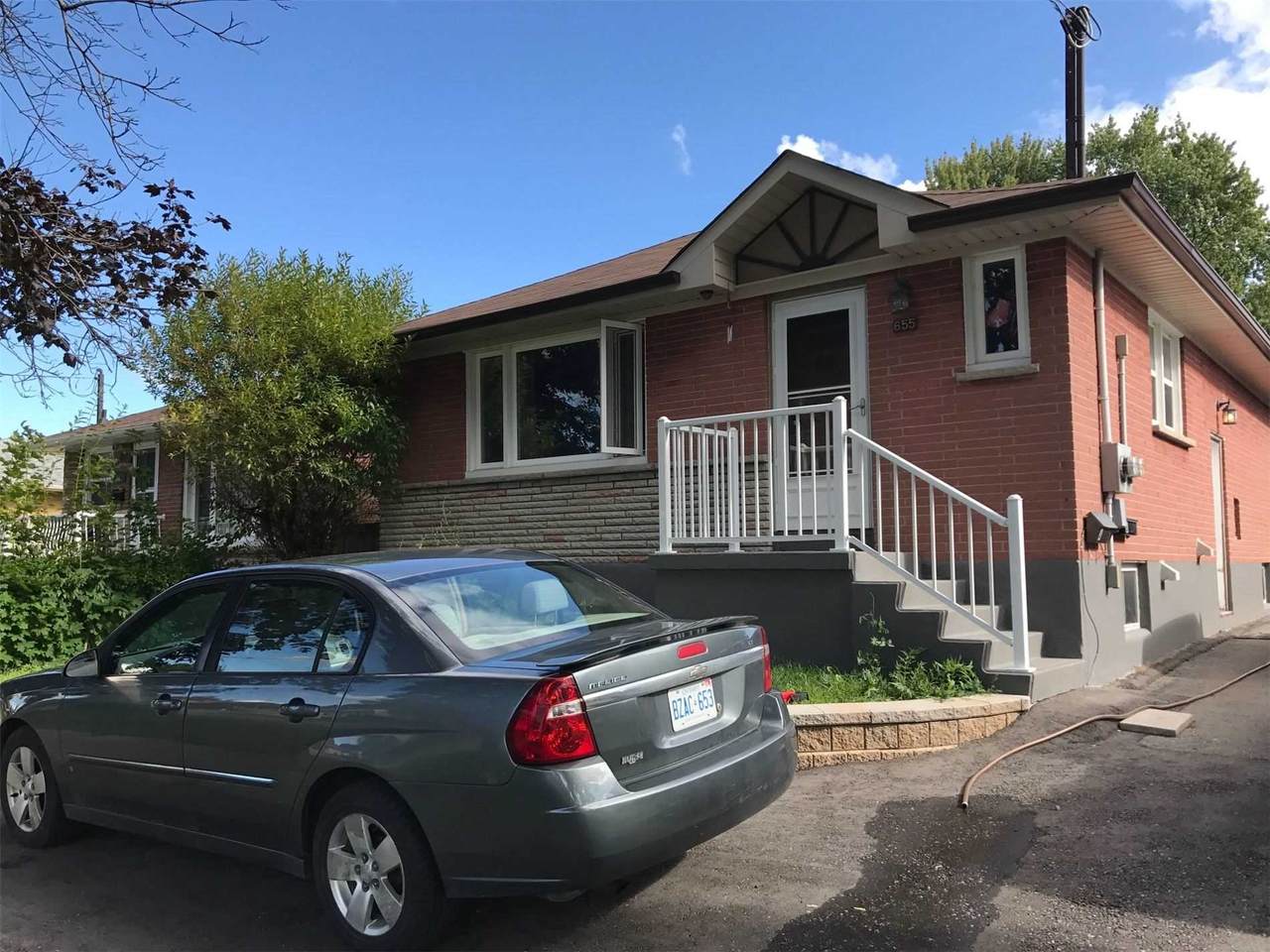 655 Olive Ave - Photo 1
