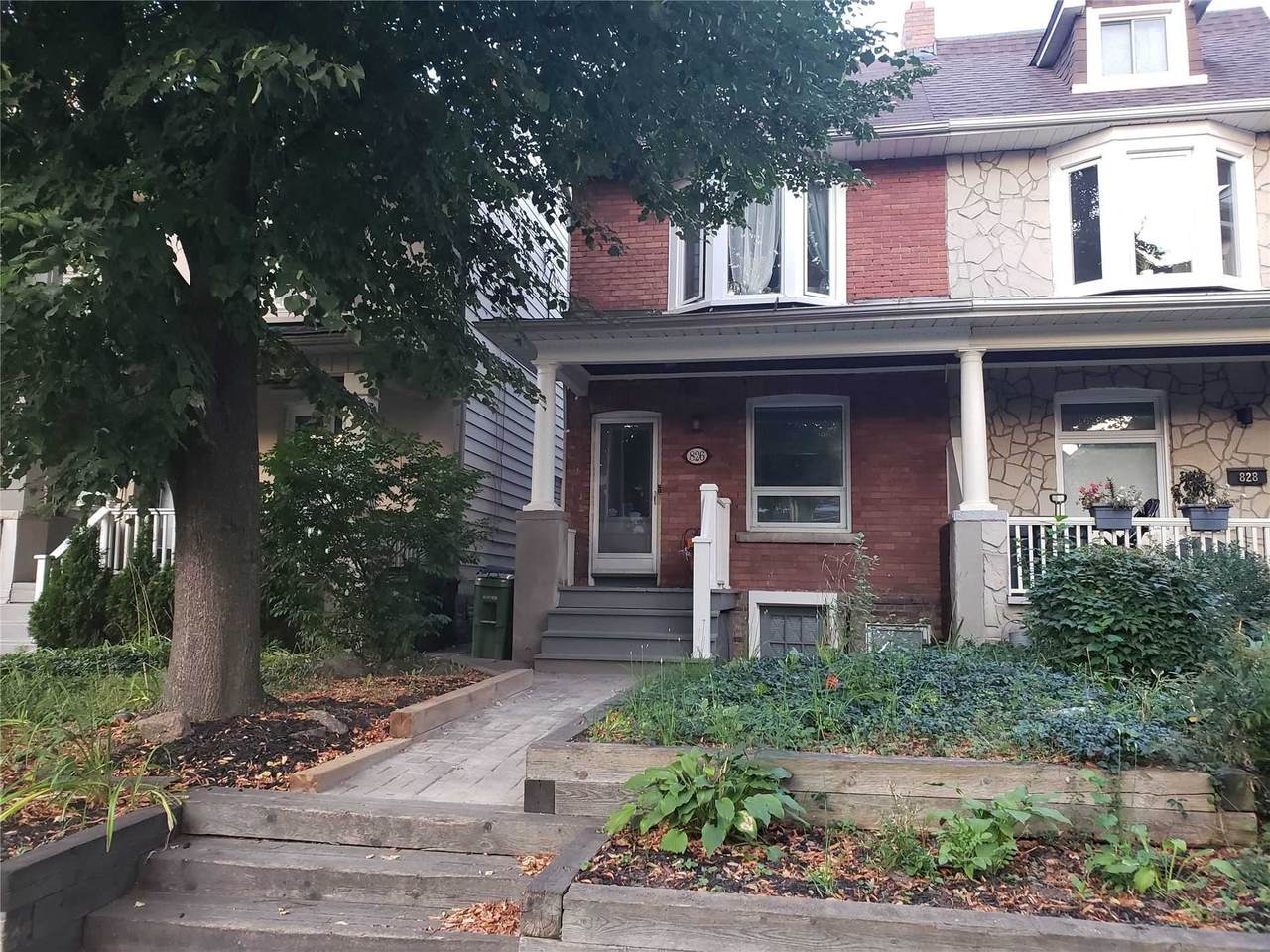 826 Carlaw Ave - Photo 1