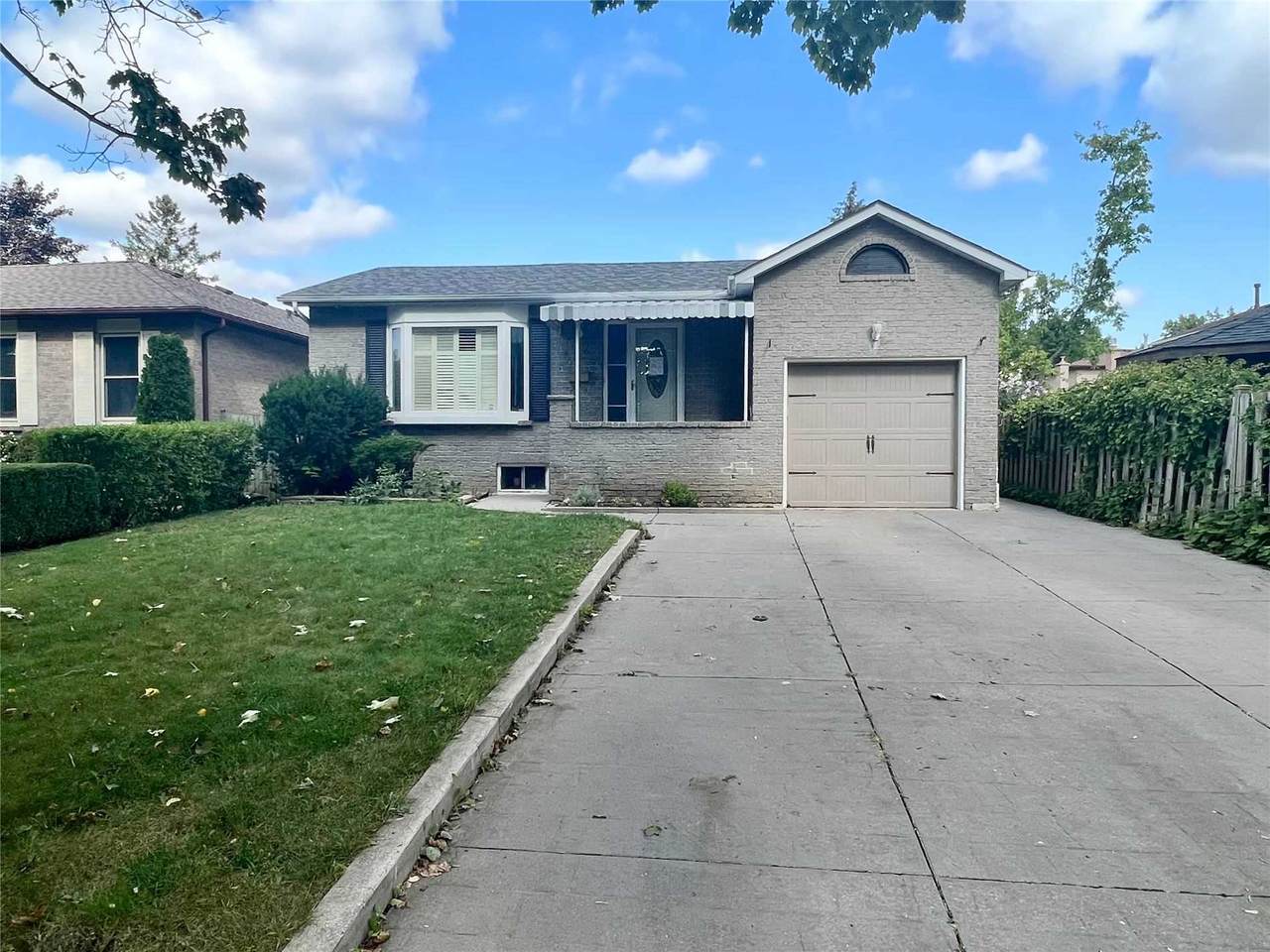 22 Regency Cres - Photo 1