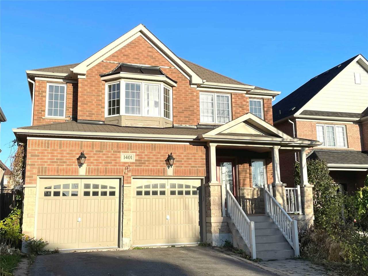 1401 Clearbrook Dr - Photo 1