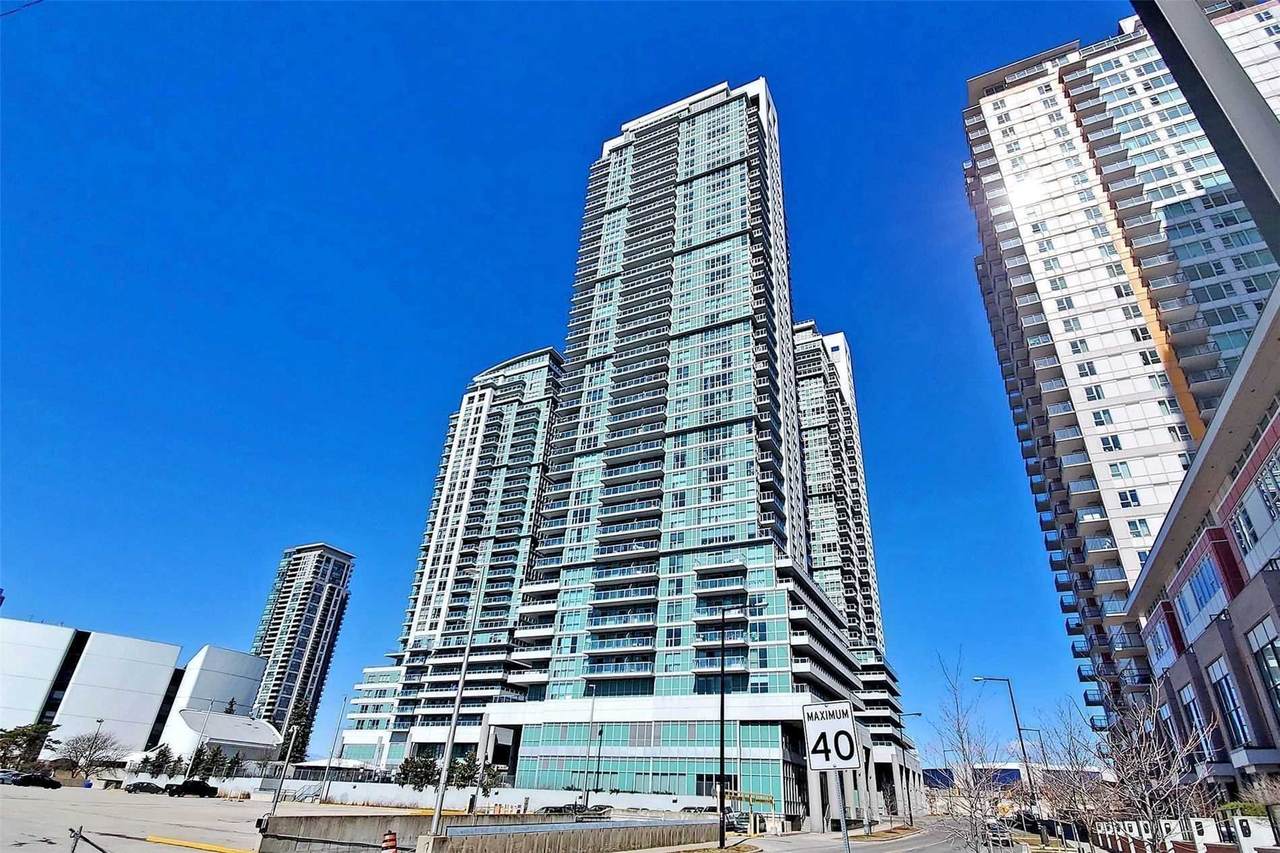 50 Town Centre Crt - Photo 1