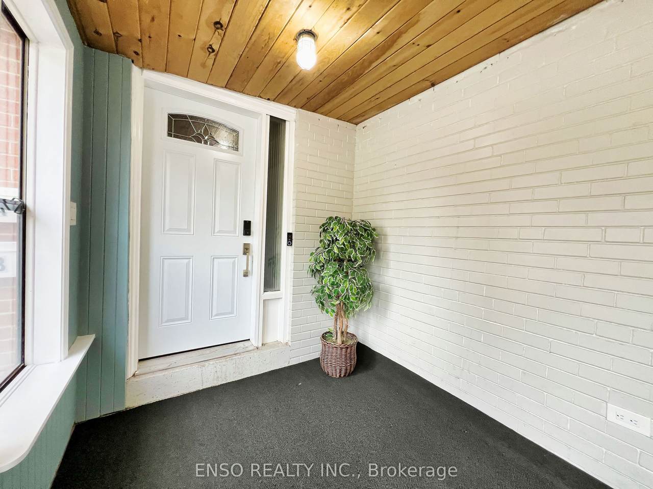 24 Gentry Crescent - Photo 1