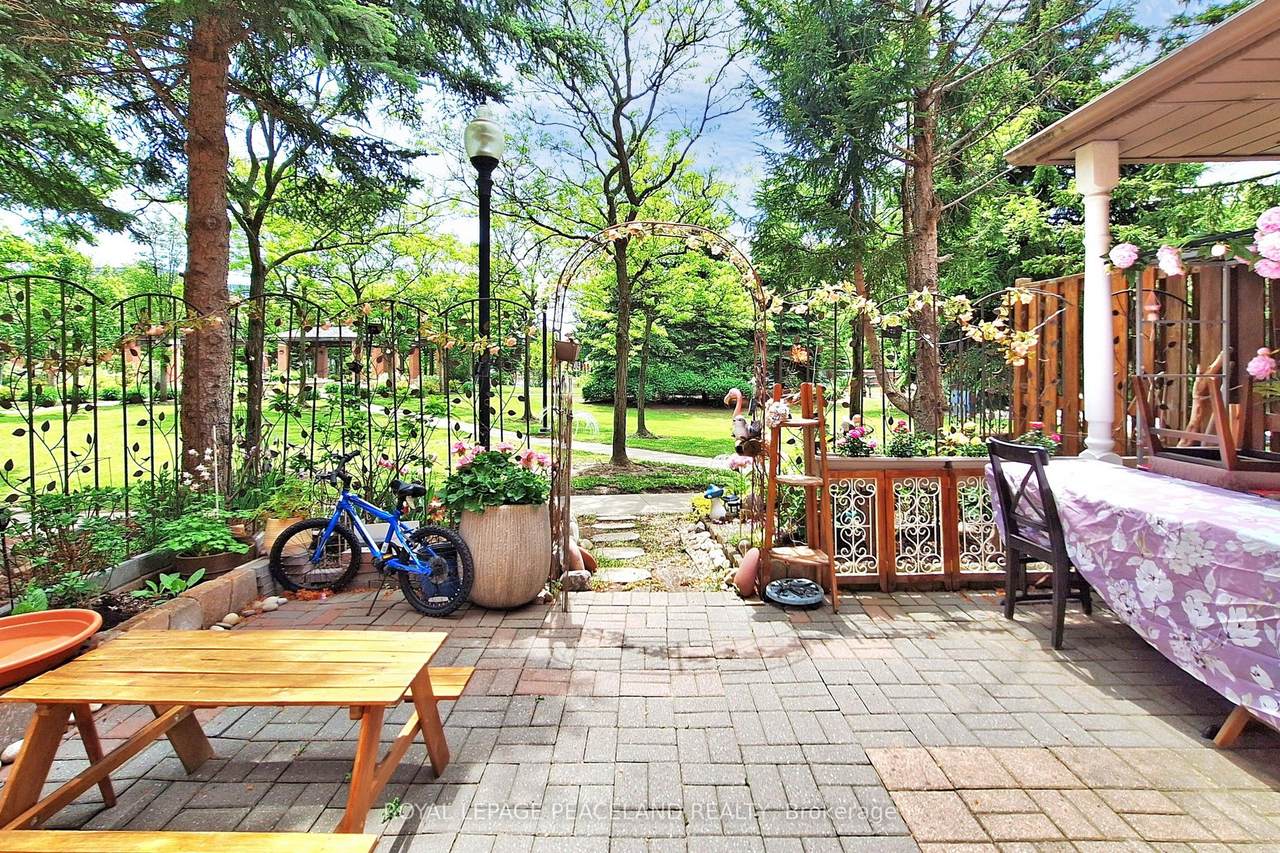 15 St Moritz Way - Photo 1