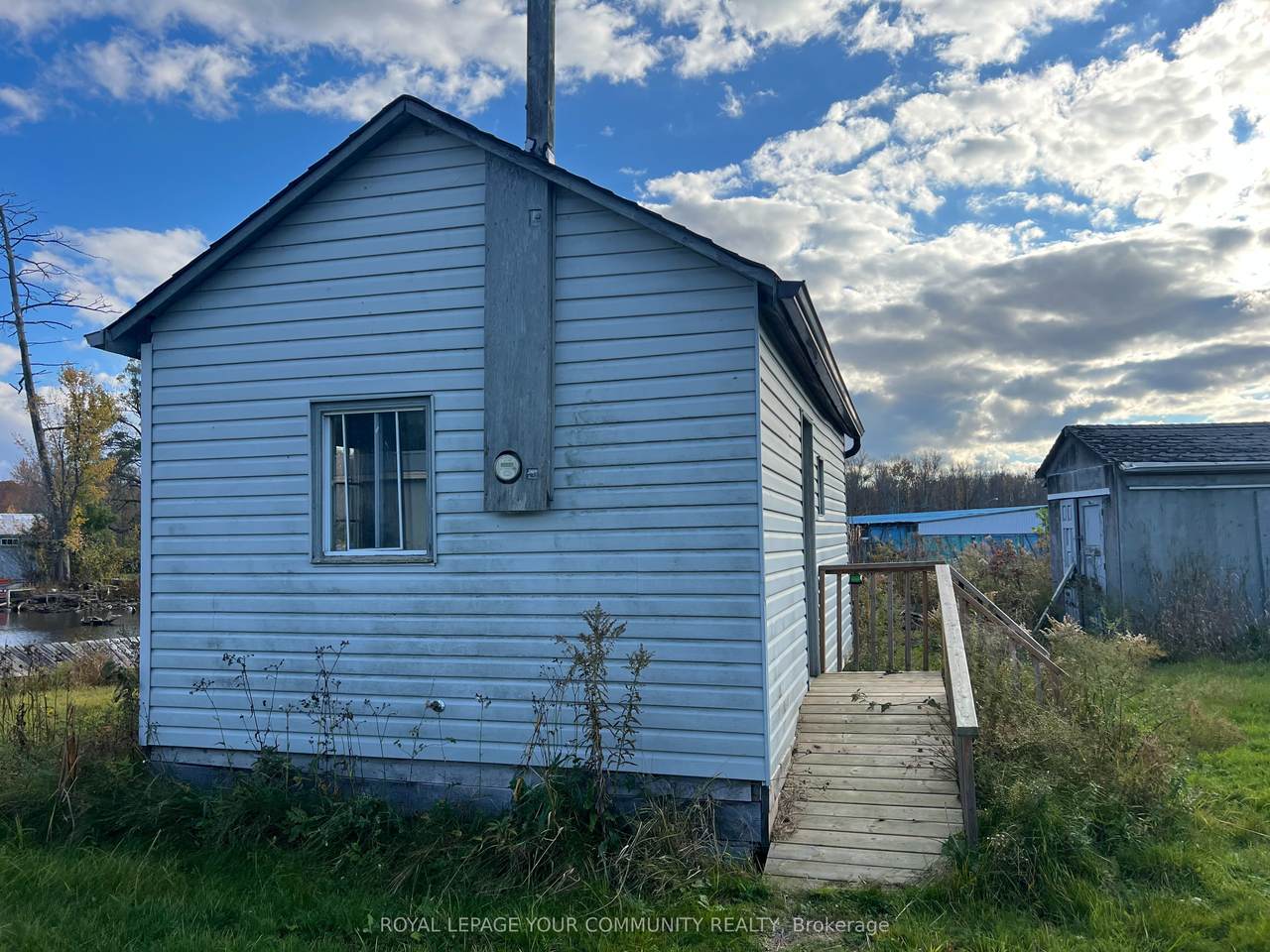 8 Island Drive - Photo 1